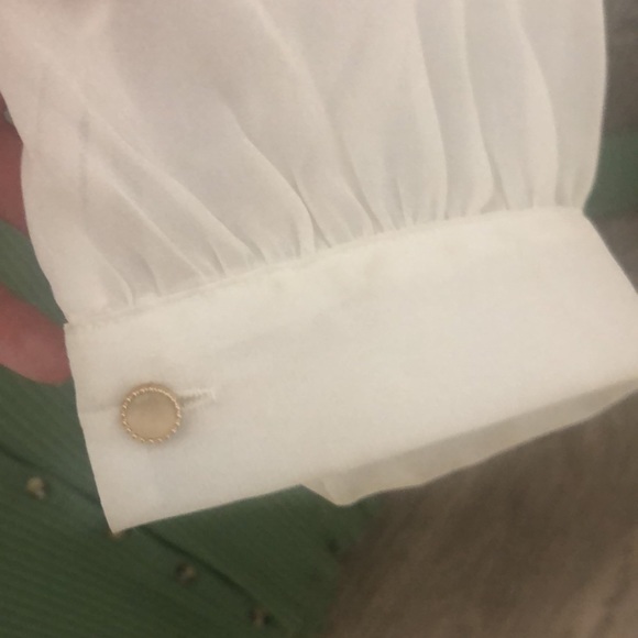 Sheer blouse - Picture 3 of 4